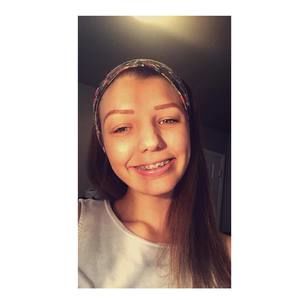 Meet your Posher, Rhiannon